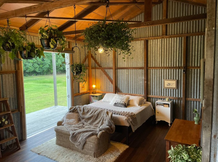 Off Grid Living: The Woolshed Eumundi